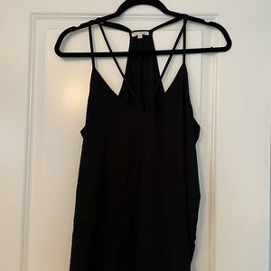 Wet seal slinky flowy tank with extra cross front straps at Neck line - large